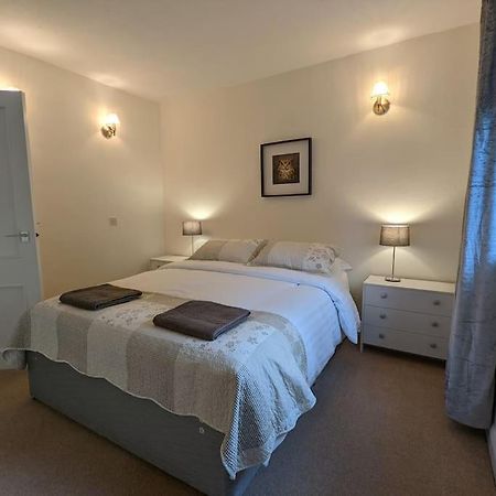 Two Bedroom Flat In Bridge Of Allan, Stirling Экстерьер фото