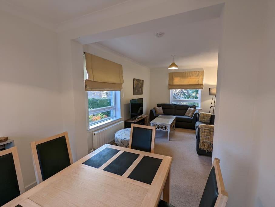 Two Bedroom Flat In Bridge Of Allan, Stirling Экстерьер фото
